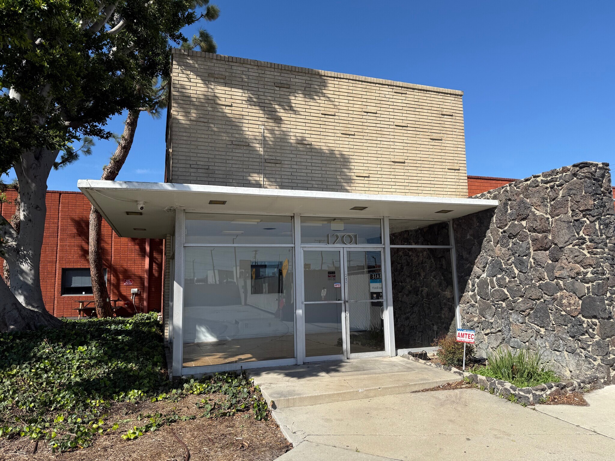 1201 W Jon St, Torrance, CA à vendre Photo du bâtiment- Image 1 de 1