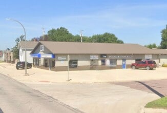 1710 Lincoln Ave, Spirit Lake, IA for lease Building Photo- Image 2 of 14