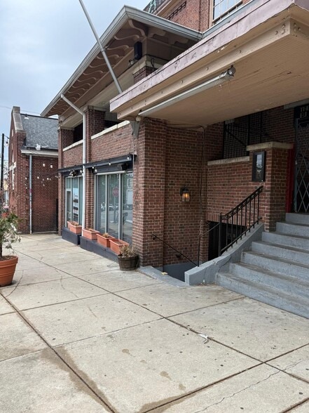 3600-3602 Hickory Ave, Baltimore, MD for lease - Building Photo - Image 3 of 10