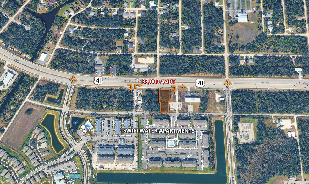 659 Tamiami Trl, Port Charlotte, FL for sale - Primary Photo - Image 1 of 4