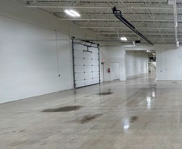 12283 Levan Rd, Livonia, MI for lease Interior Photo- Image 1 of 4