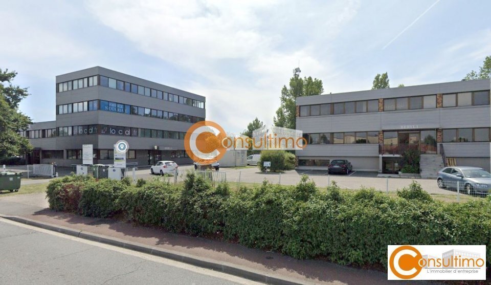 Office in Mérignac for lease - Building Photo - Image 3 of 5