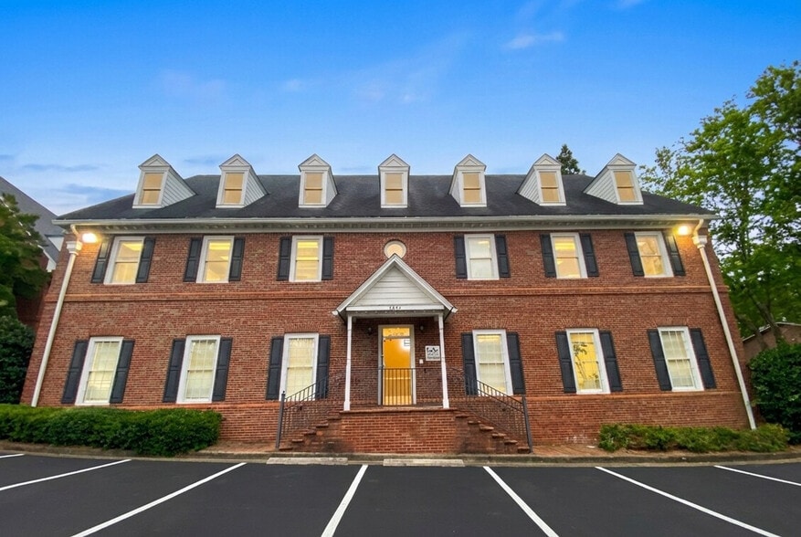 6298 Baker Ct, Norcross, GA à louer - Photo principale - Image 1 de 40