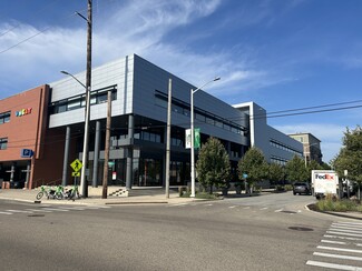 Plus de détails pour 614 First St NW, Grand Rapids, MI - Bureau à louer