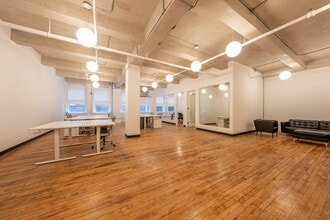 130 W 25th St, New York, NY à louer Photo intérieure- Image 1 de 9