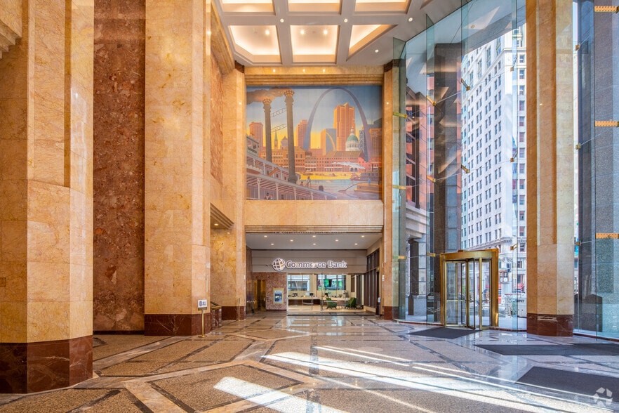 211 N Broadway, Saint Louis, MO à louer - Hall d’entrée - Image 2 de 34