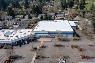 1137 N Pacific Hwy, Cottage Grove, OR for lease Interior Photo- Image 1 of 4