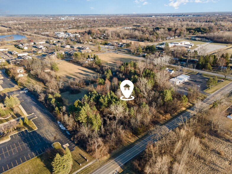 4000 Fashion Square Blvd, Saginaw, MI à vendre - Photo du bâtiment - Image 2 de 5