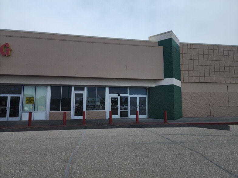7011 W Canal Dr, Kennewick, WA for lease - Building Photo - Image 3 of 15