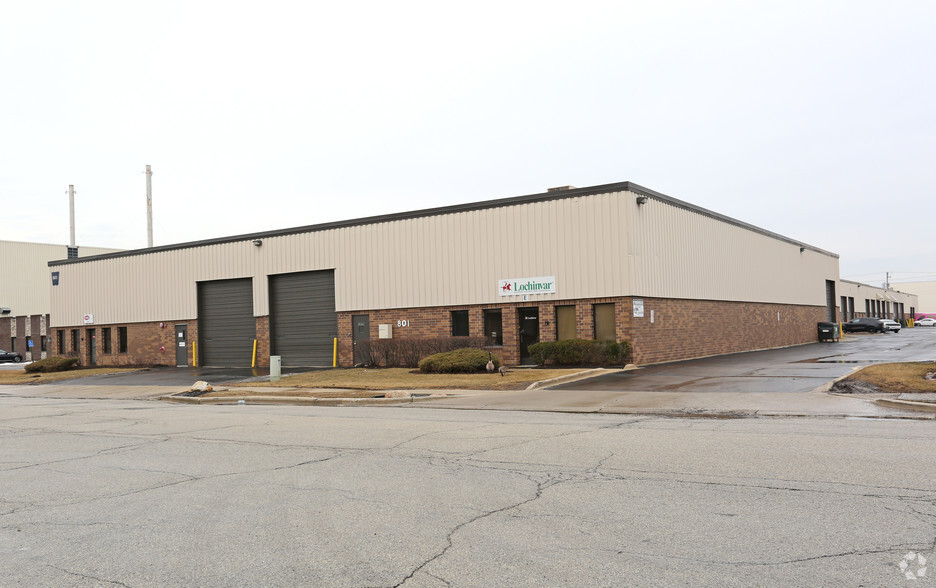 801 Chase Ave, Elk Grove Village, IL for lease - Primary Photo - Image 1 of 6