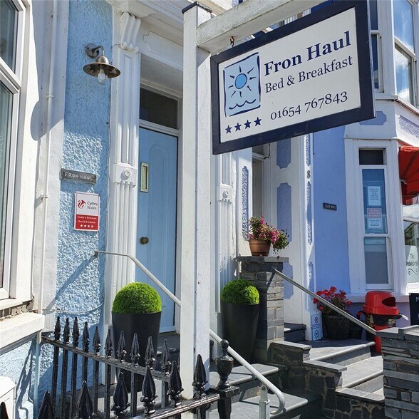 7 Glandovey Ter, Aberdovey à vendre - Photo du bâtiment - Image 2 de 17