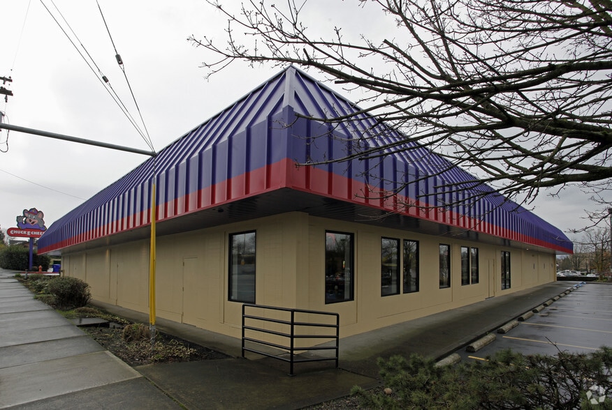 9120 SE Powell Blvd, Portland, OR for lease - Building Photo - Image 3 of 3