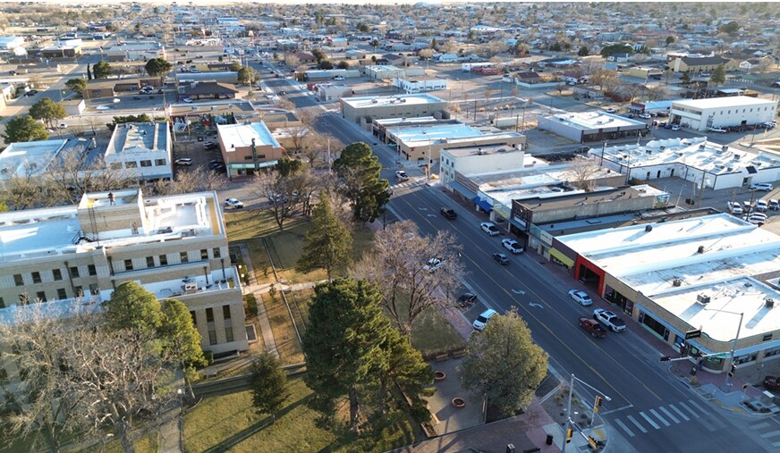 107 E Washington Ave, Lovington, NM à vendre - Photo du bâtiment - Image 2 de 2