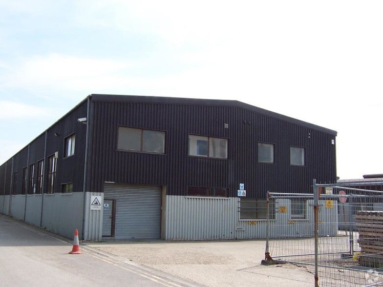 Sharlands Rd, Fareham for lease - Building Photo - Image 3 of 4