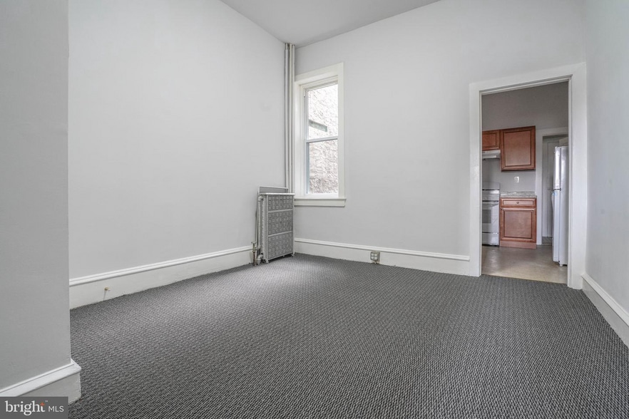 2011 E Allegheny Ave, Philadelphia, PA à vendre - Photo du bâtiment - Image 2 de 25
