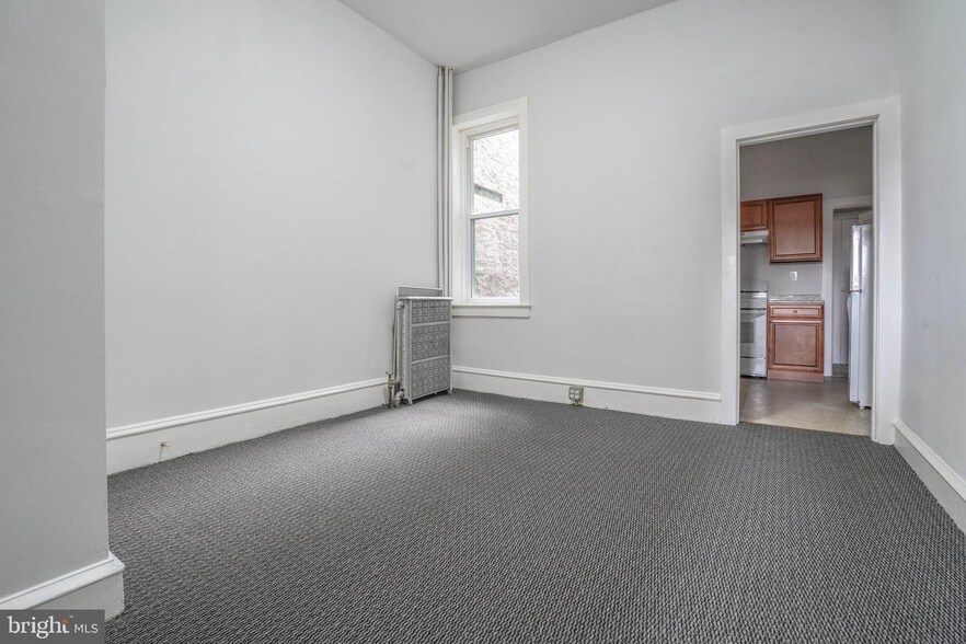 2011 E Allegheny Ave, Philadelphia, PA à vendre - Photo du bâtiment - Image 2 de 25