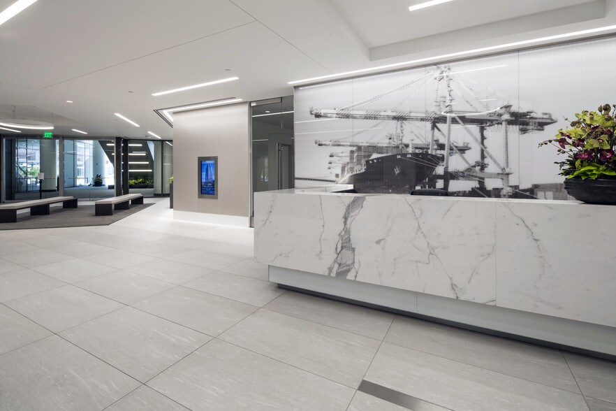 1 World Trade Ctr, Long Beach, CA à louer - Hall d’entrée - Image 2 de 4