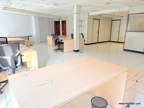 Calle de Leganés, Fuenlabrada, Madrid for lease Interior Photo- Image 1 of 18