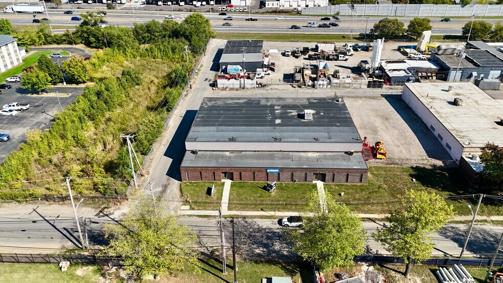 1632-1644 Clara St, Columbus, OH à louer - Photo du bâtiment - Image 2 de 13