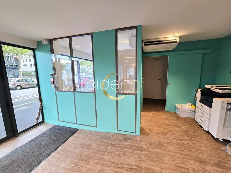 Office in Clermont-Ferrand for lease - Interior Photo - Image 2 of 7