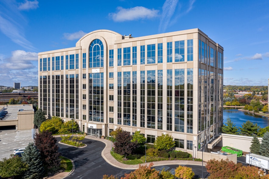 3600 Minnesota Dr, Edina, MN for lease - Primary Photo - Image 1 of 12