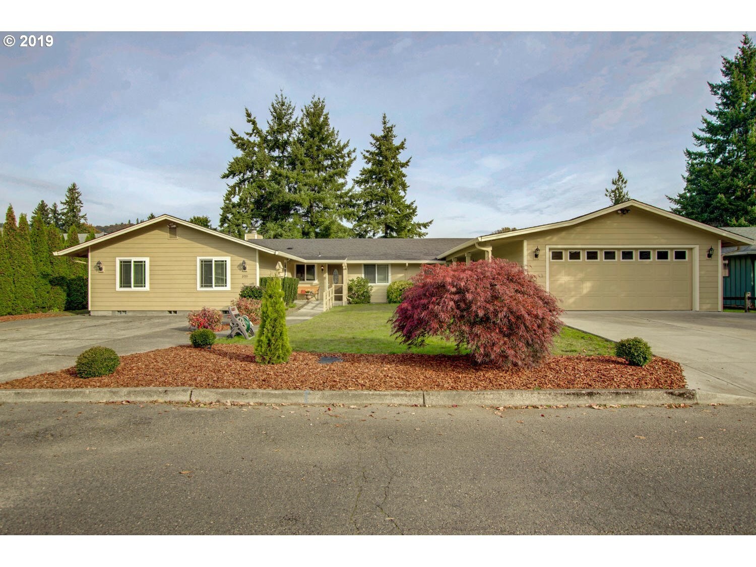 2091 Spruce Ave, Woodland, WA à vendre Photo du bâtiment- Image 1 de 13