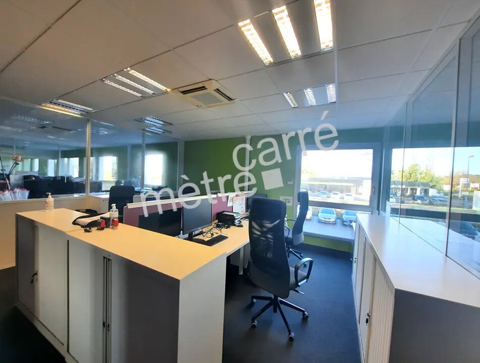 Bureau dans La Chapelle-sur-Erdre à louer Photo intérieure- Image 1 de 8
