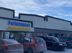160 Meadowood Dr, Winnipeg, MB for lease Building Photo- Image 1 of 6