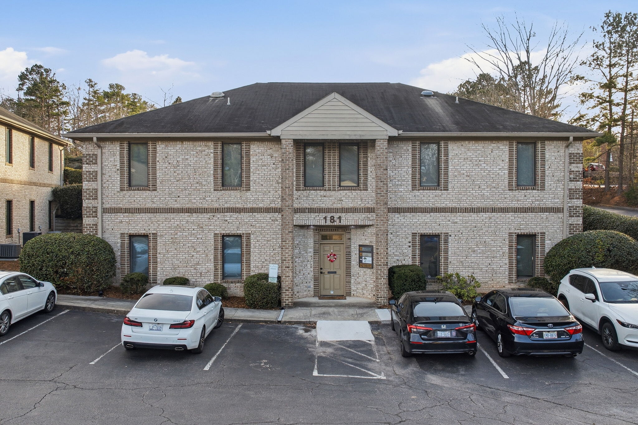 181 Wind Chime Ct, Raleigh, NC for lease Primary Photo- Image 1 of 19