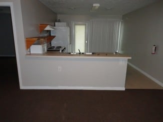 Plus de détails pour 1011 4th St S, Columbus, MS - Multi-résidentiel à vendre