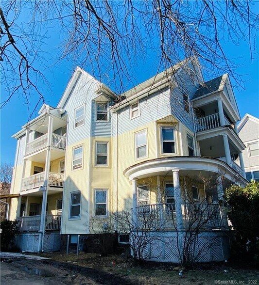 511 Maple Ave, Hartford, CT à vendre - Photo principale - Image 1 de 1