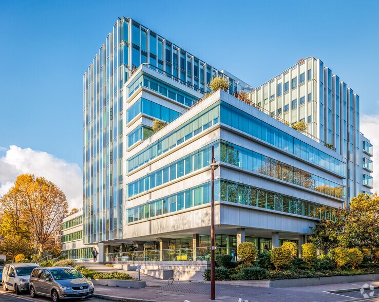 40-52 Boulevard Du Parc, Neuilly-sur-Seine à louer - Photo du bâtiment - Image 3 de 4