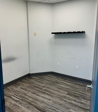 80 Finch Ave W, Toronto, ON à louer Photo intérieure- Image 1 de 6