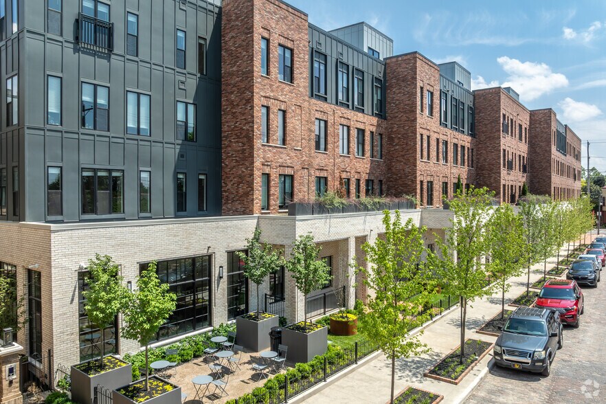 850 Jaeger St, Columbus, OH à louer - Photo du bâtiment - Image 3 de 11
