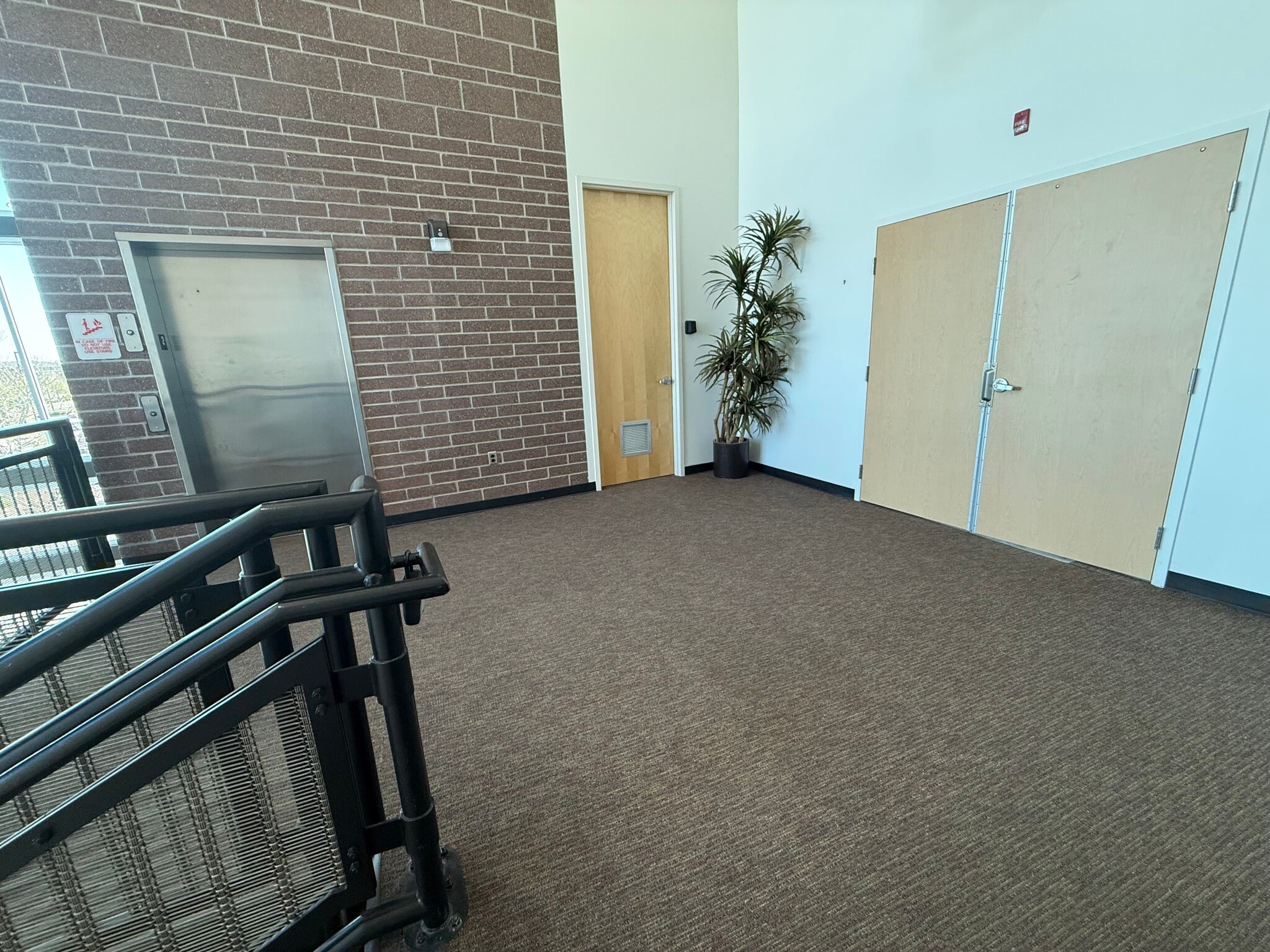 991 Southpark Dr, Littleton, CO à louer Photo intérieure- Image 1 de 7