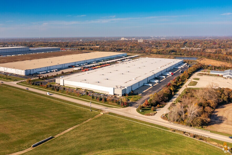 1151 E Laraway Rd, Joliet, IL à louer - Aérien - Image 2 de 10