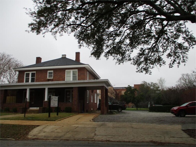 517 W Broad Ave, Albany, GA à vendre - Photo du bâtiment - Image 3 de 15