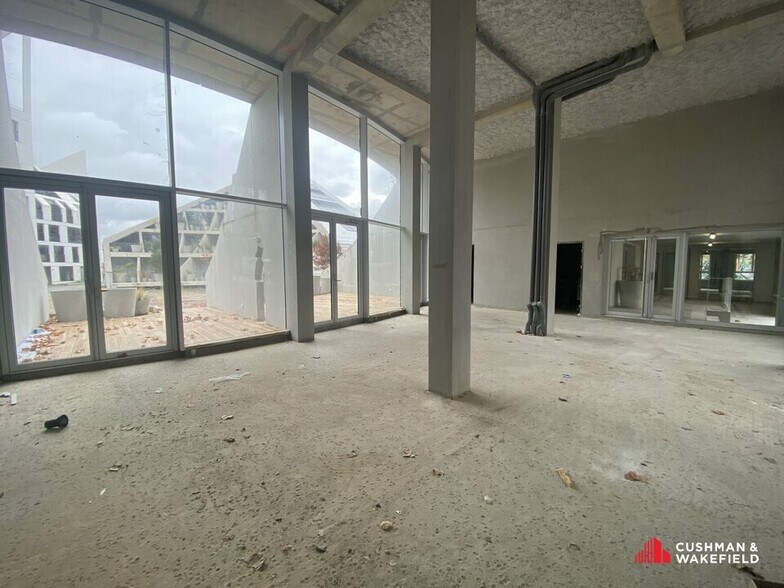 Retail in Bordeaux for sale - Interior Photo - Image 2 of 6