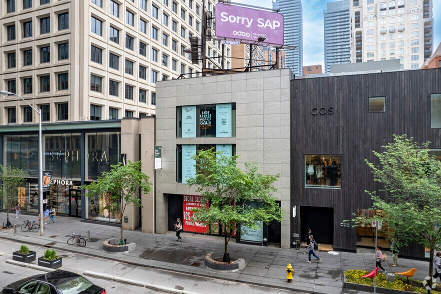 83 Bloor St W, Toronto, ON à louer - Photo du bâtiment - Image 2 de 2