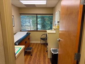 171 N Franklin Tpke, Waldwick, NJ for lease Interior Photo- Image 2 of 6