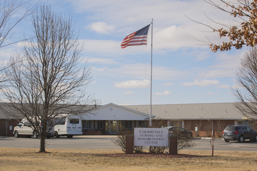 1001 W Main St, Cherryvale, KS for sale - Other - Image 1 of 1