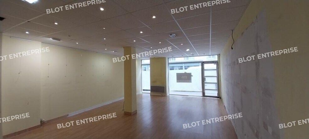 Retail in Brest for lease - Interior Photo - Image 3 of 8