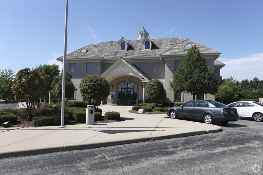444 N Rand Rd, North Barrington, IL for lease - Building Photo - Image 2 of 3