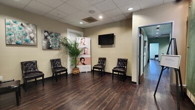 3600 N Verdugo Rd, Glendale, CA for lease Interior Photo- Image 1 of 7