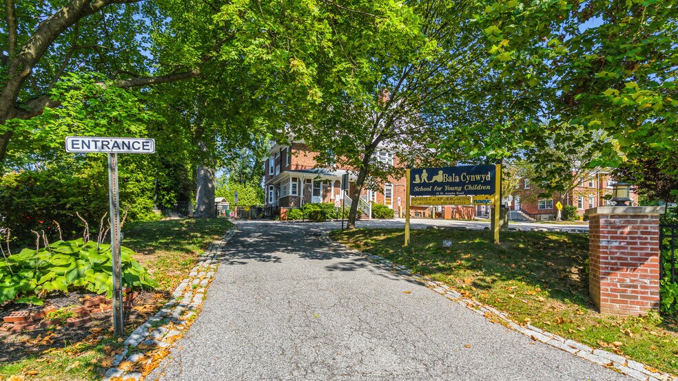 11 Saint Asaphs Rd, Bala Cynwyd, PA à vendre - Photo du bâtiment - Image 3 de 6