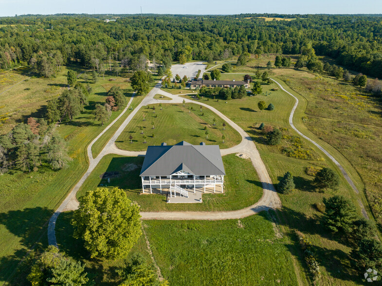 3482 County Road 10, Bellefontaine, OH à vendre - Photo du bâtiment - Image 1 de 166