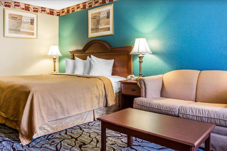 1286 Sniders Hwy, Walterboro, SC for sale - Interior Photo - Image 3 of 15