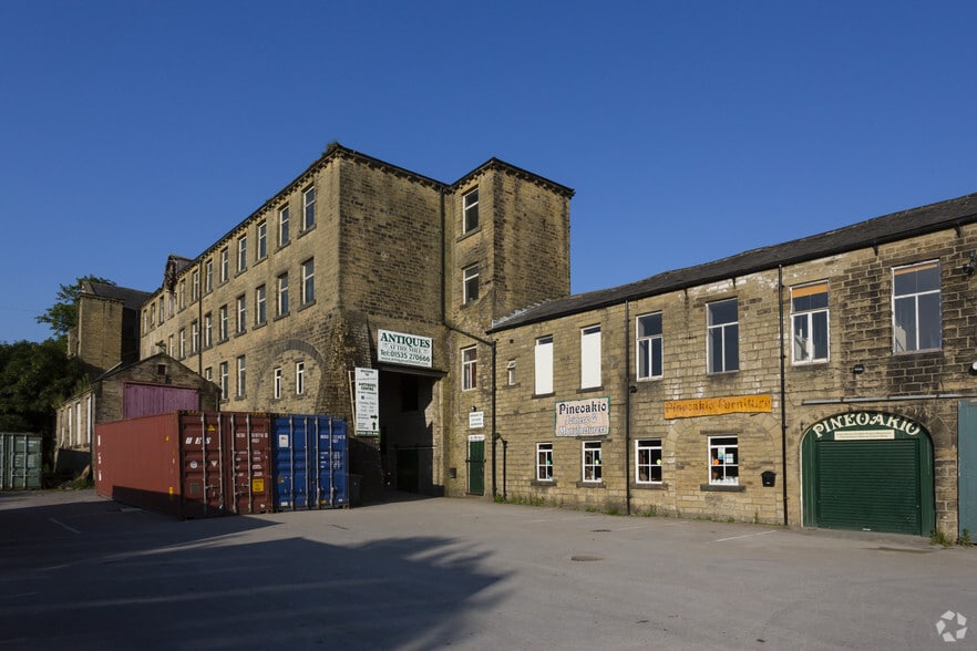 Halifax Rd, Bradford for lease - Building Photo - Image 3 of 4