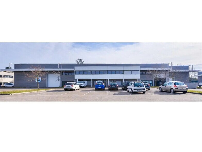 151 A Route De Grenoble, Saint-Priest for lease - Building Photo - Image 2 of 40