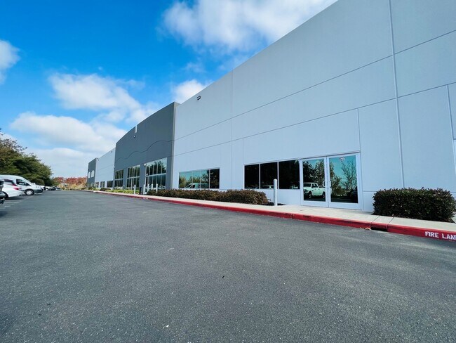 More details for 415-449 Mountain Vista Pky, Livermore, CA - Industrial for Lease